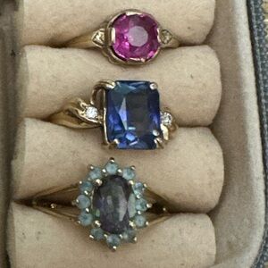 10k Solid gold with large square blue sapphire 🩷 for Julie